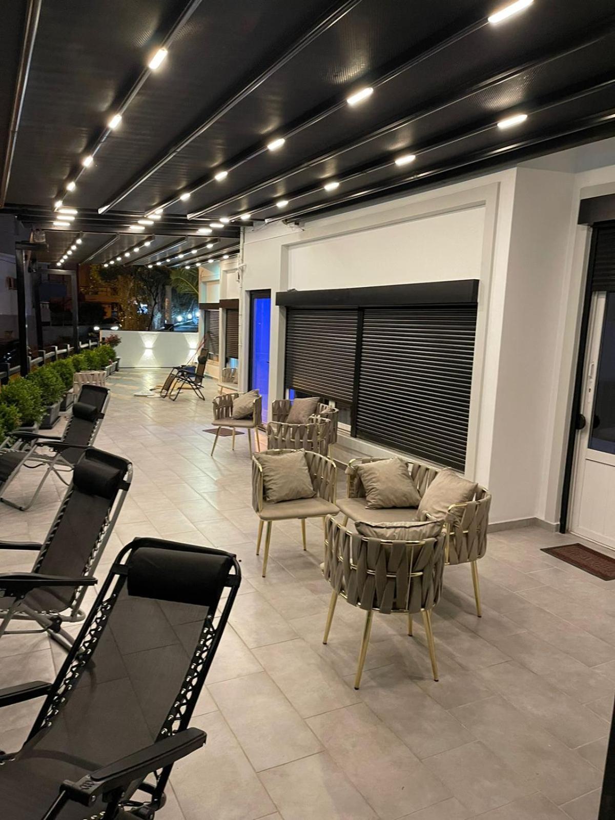 Aries Apartments Sarandë Buitenkant foto