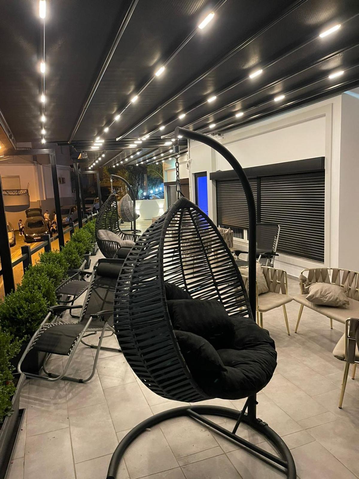 Aries Apartments Sarandë Buitenkant foto