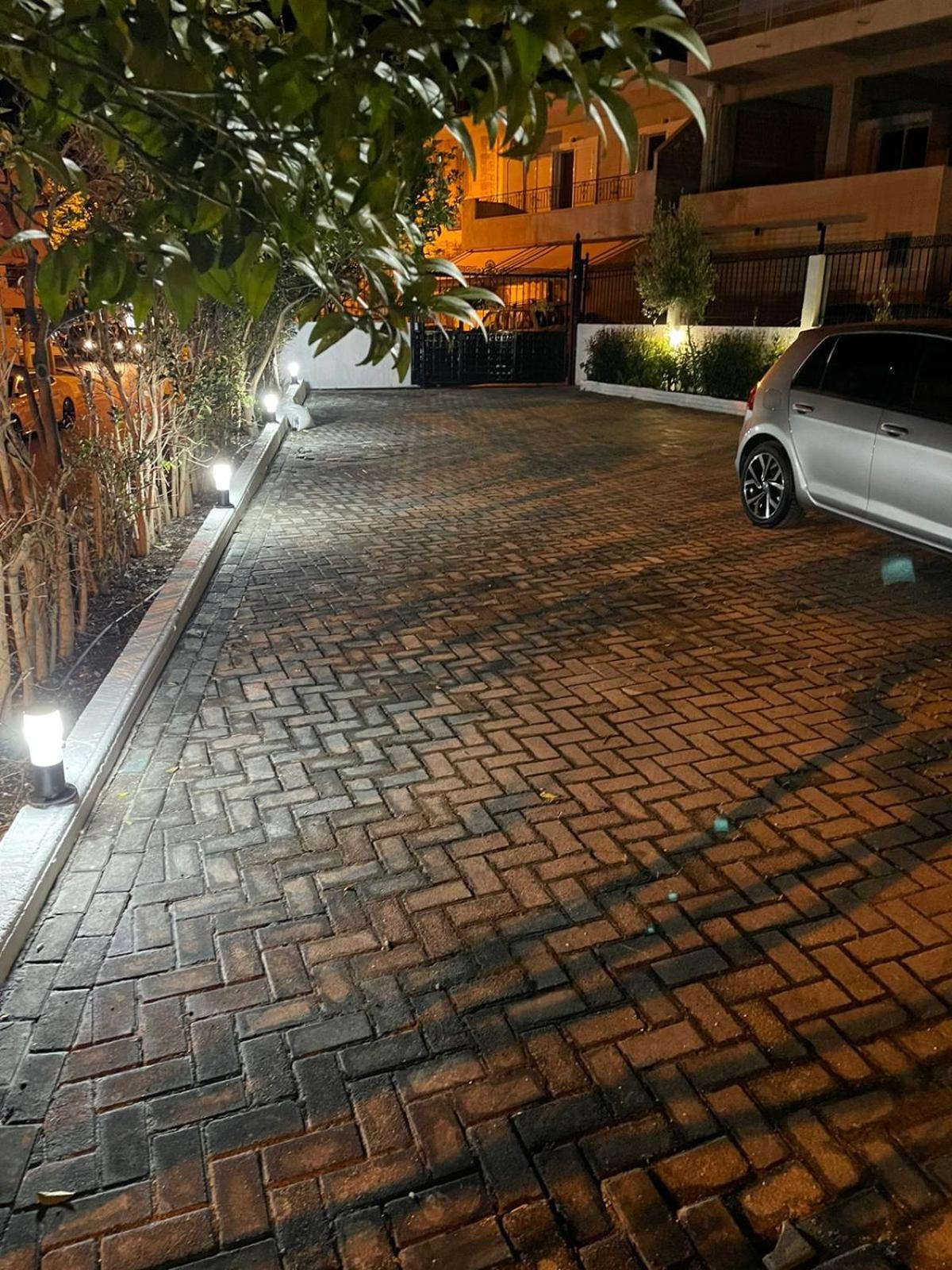 Aries Apartments Sarandë Buitenkant foto