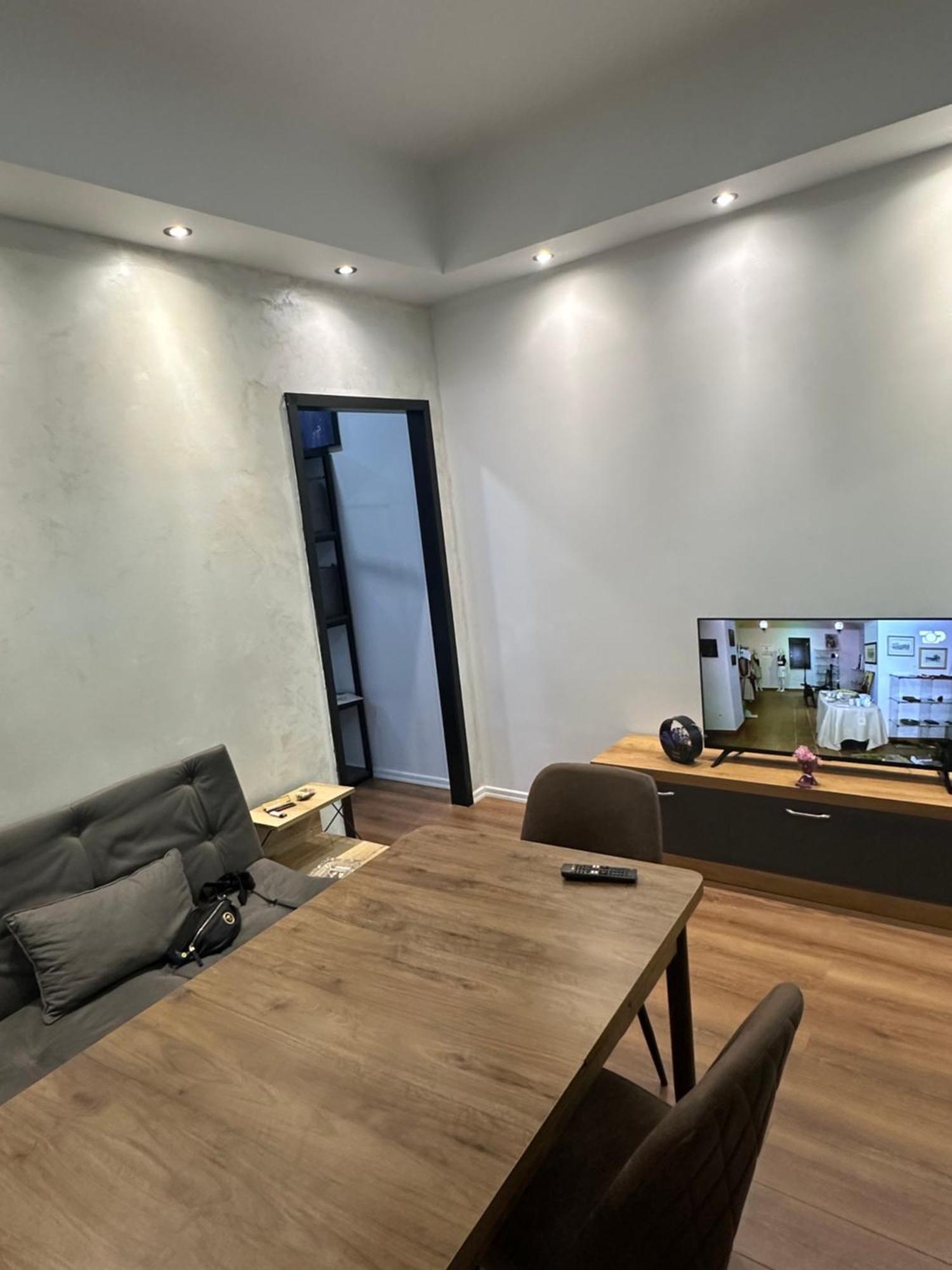 Aries Apartments Sarandë Buitenkant foto